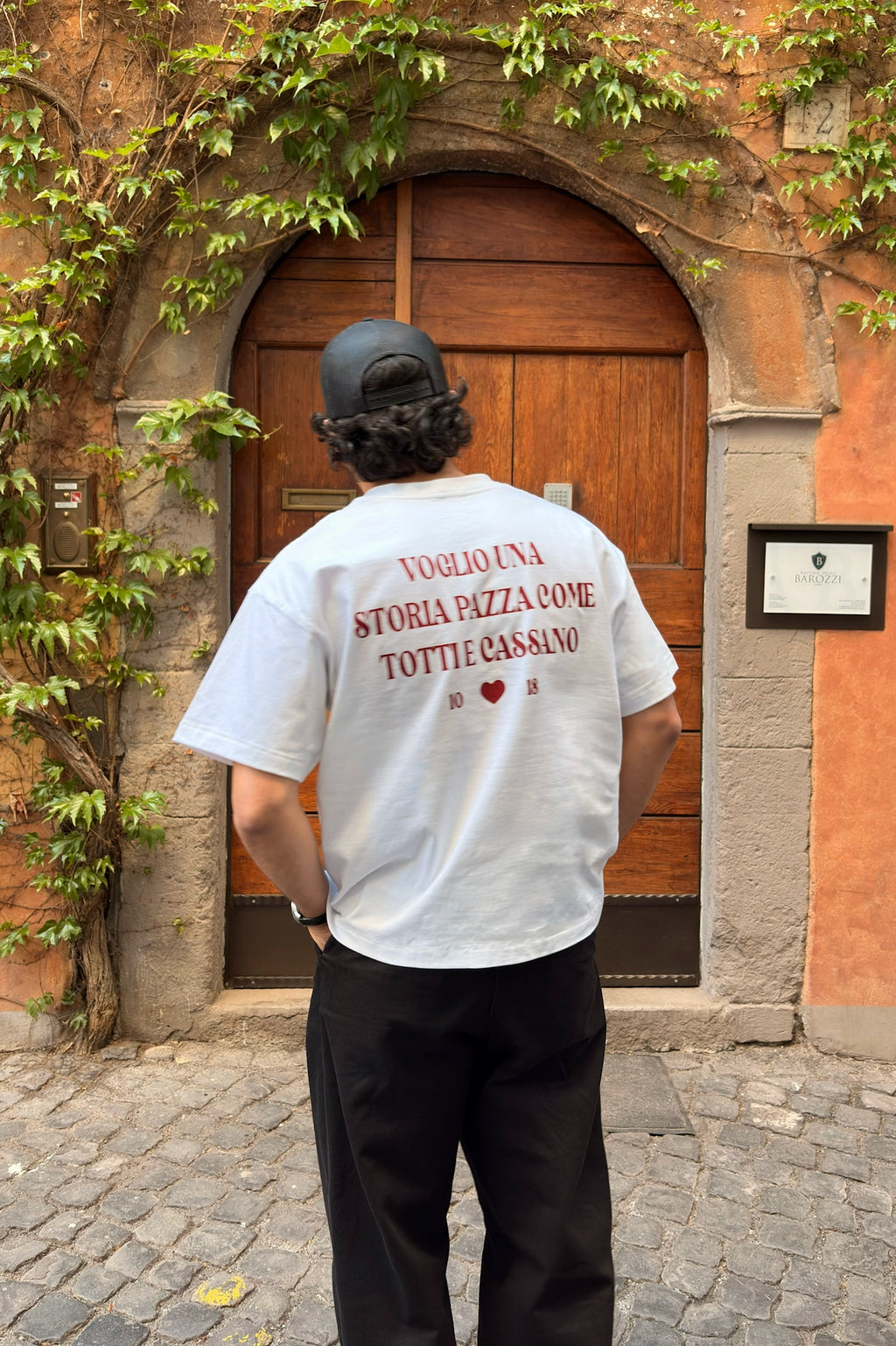Una Storia Pazza